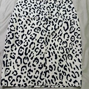Black and White Leopard Print Pencil Skirt